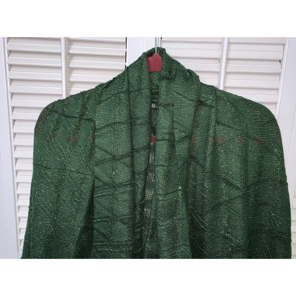 Cejon Christmas Holiday Green Shimmer Scarf Wrap - Picture 3 of 4